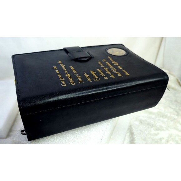 Alcoholics Anonymous Big Book & 12 Steps Set Serenity Prayer Cover AA  Medallion - Picture 6 of 16